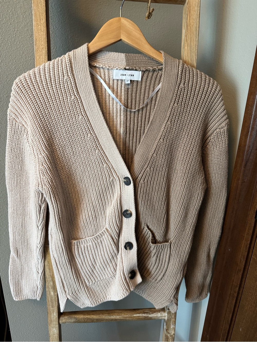 John + Jenn Tan Ribbed Button-Front Cardigan